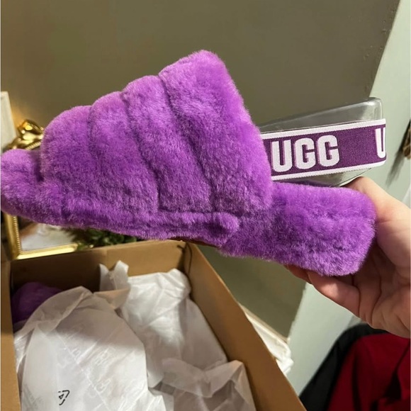 Ugg Fluff Yeah Slippers NIB - Picture 1 of 3